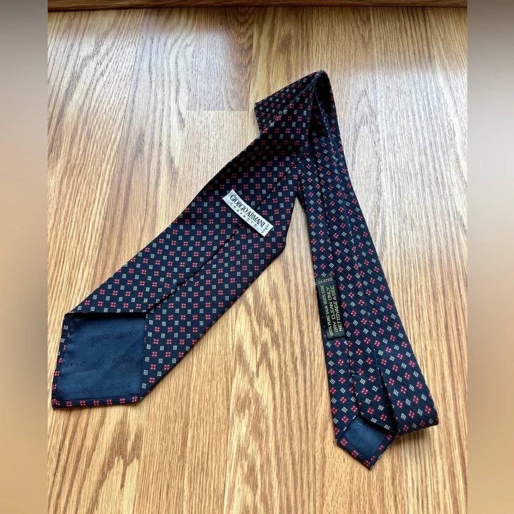 Giorgio Armani Cravatte Black Abstract Tie 100% Silk Made In Italy